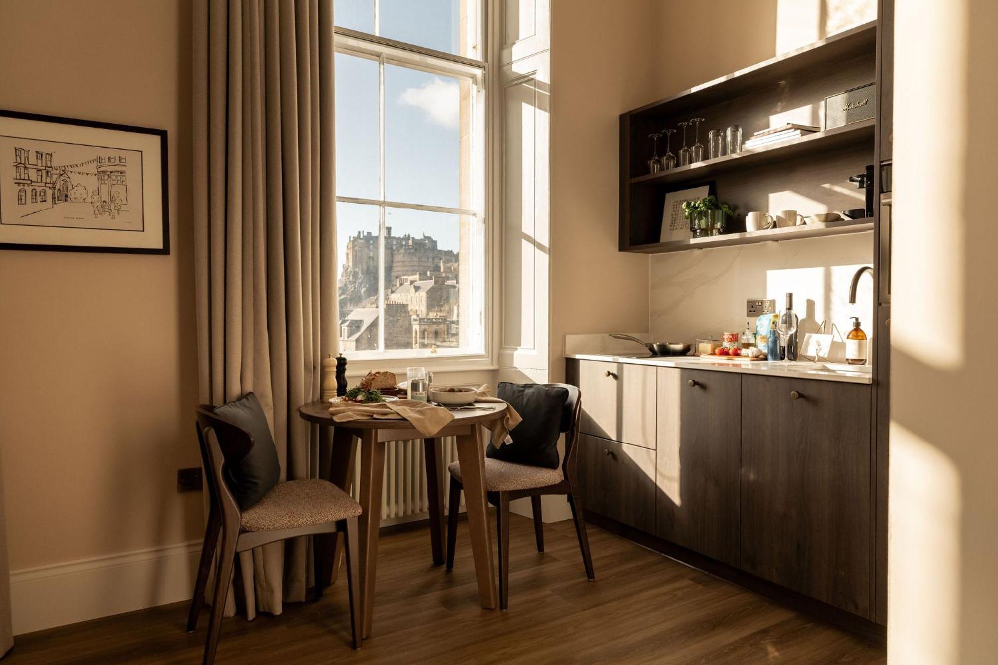 Moment George IV Bridge Hotel Edinburgh Exterior photo